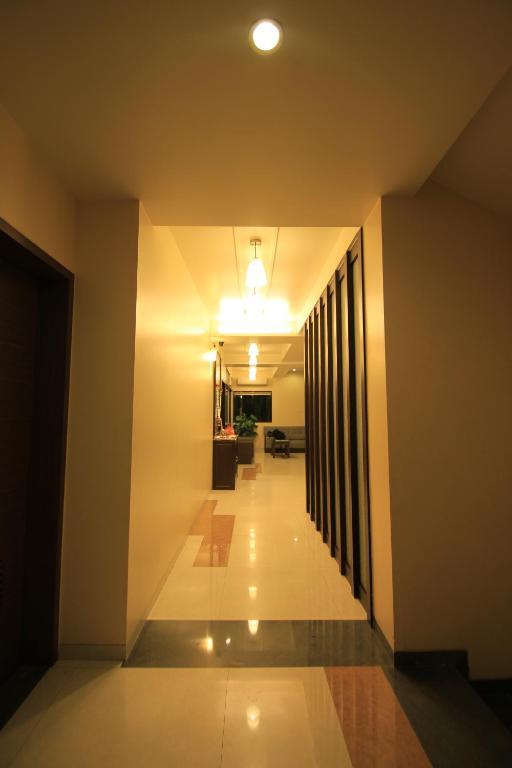 Hotel Sai Smaran Ширди Экстерьер фото